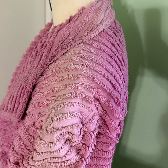 Vintage Pink Chenille Textured Long Robe - Picture 6 of 9